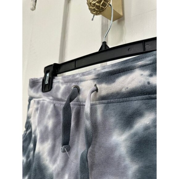 Members mark favorite tie-dye short women’s size small - Picture 4 of 7